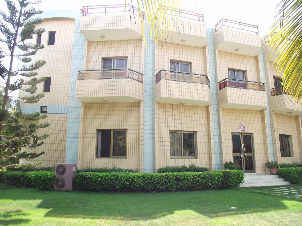 Hotel Ghis Palace Baguida ภายนอก รูปภาพ