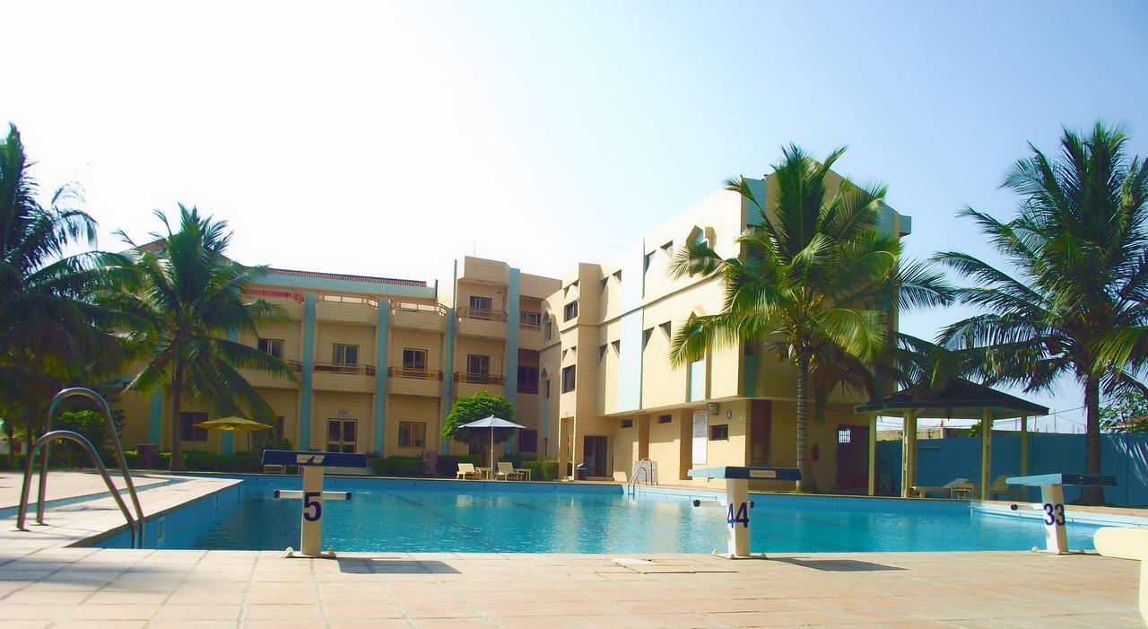 Hotel Ghis Palace Baguida ภายนอก รูปภาพ