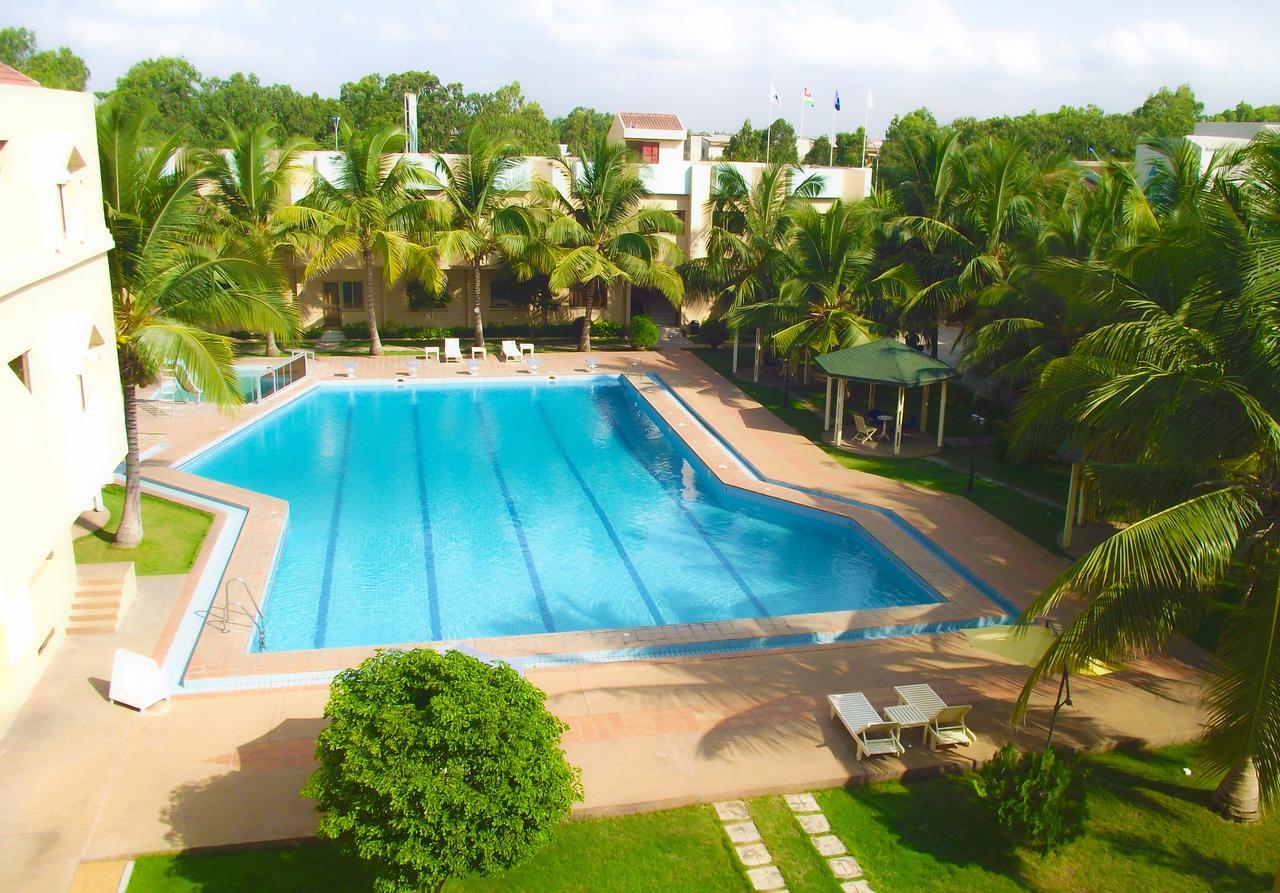 Hotel Ghis Palace Baguida ภายนอก รูปภาพ
