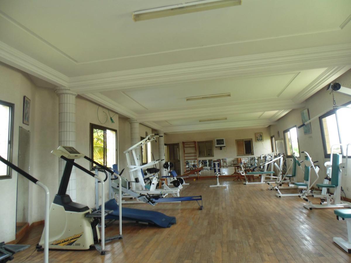 Hotel Ghis Palace Baguida ภายนอก รูปภาพ