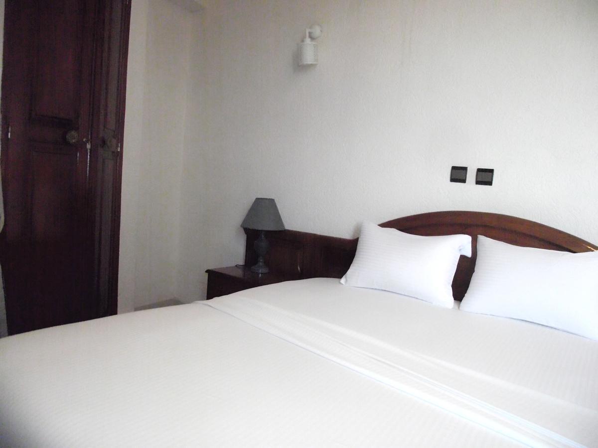 Hotel Ghis Palace Baguida ภายนอก รูปภาพ