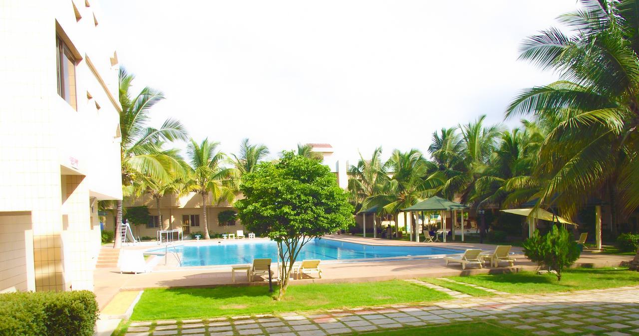 Hotel Ghis Palace Baguida ภายนอก รูปภาพ