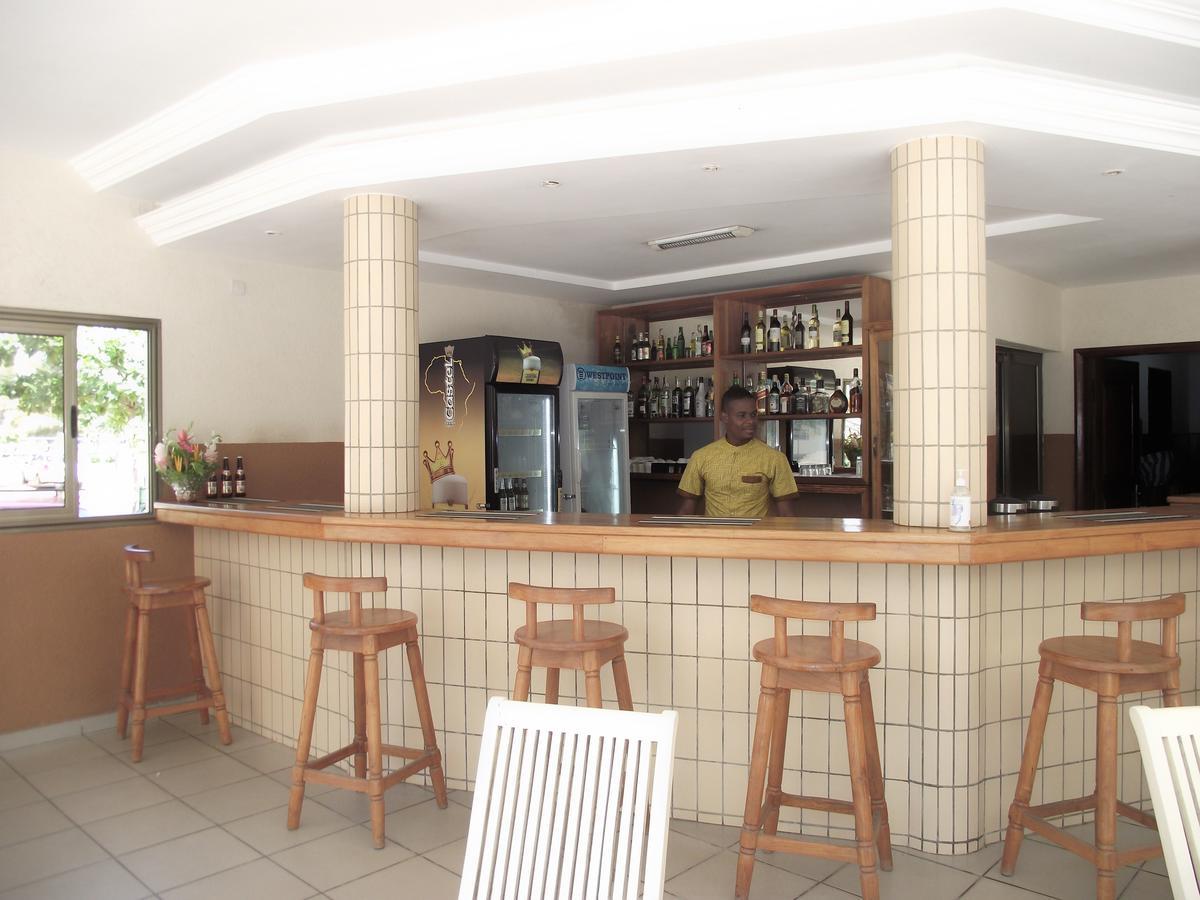 Hotel Ghis Palace Baguida ภายนอก รูปภาพ