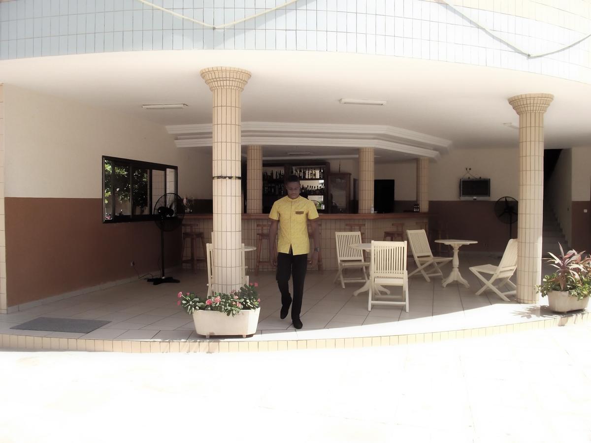 Hotel Ghis Palace Baguida ภายนอก รูปภาพ
