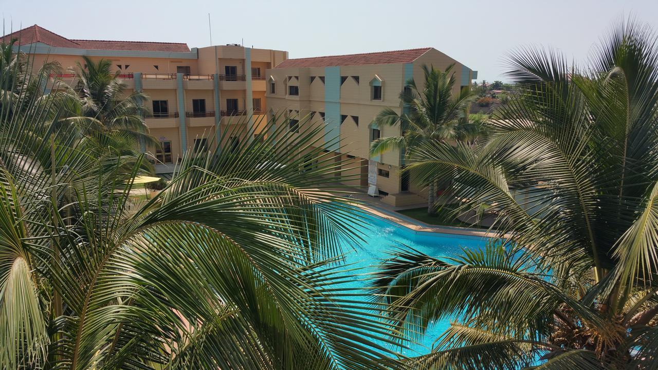 Hotel Ghis Palace Baguida ภายนอก รูปภาพ
