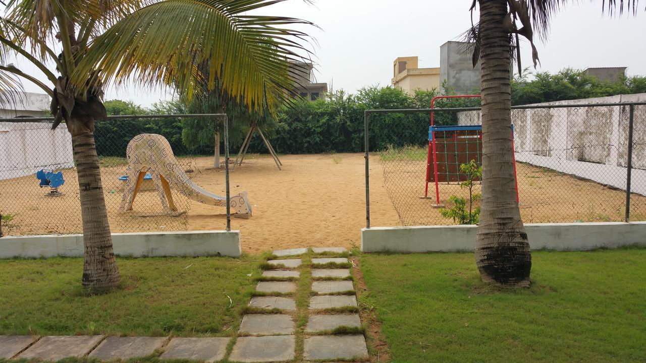 Hotel Ghis Palace Baguida ภายนอก รูปภาพ