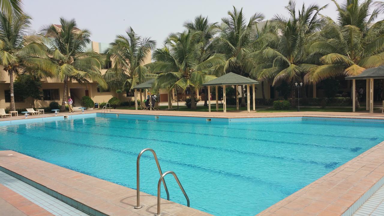 Hotel Ghis Palace Baguida ภายนอก รูปภาพ